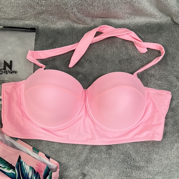 Two piece high waisted Bikini. - Picture 2 of 8